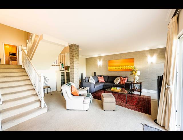 3 BEDROOM TOWNHOUSE SOLD IN COWIES HILL